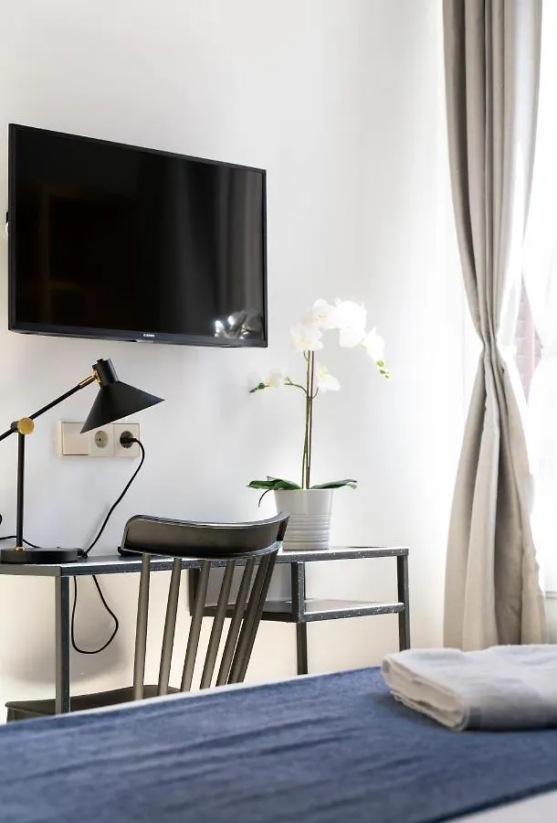 Caliu Apartments Barcelona - Camp Nou L'Hospitalet de Llobregat 0*,  Spain